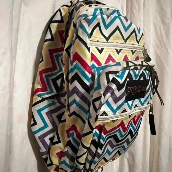 Jansport Big Student Superbreak Backpack in Multicolor Saucy Chevron - Picture 5 of 6